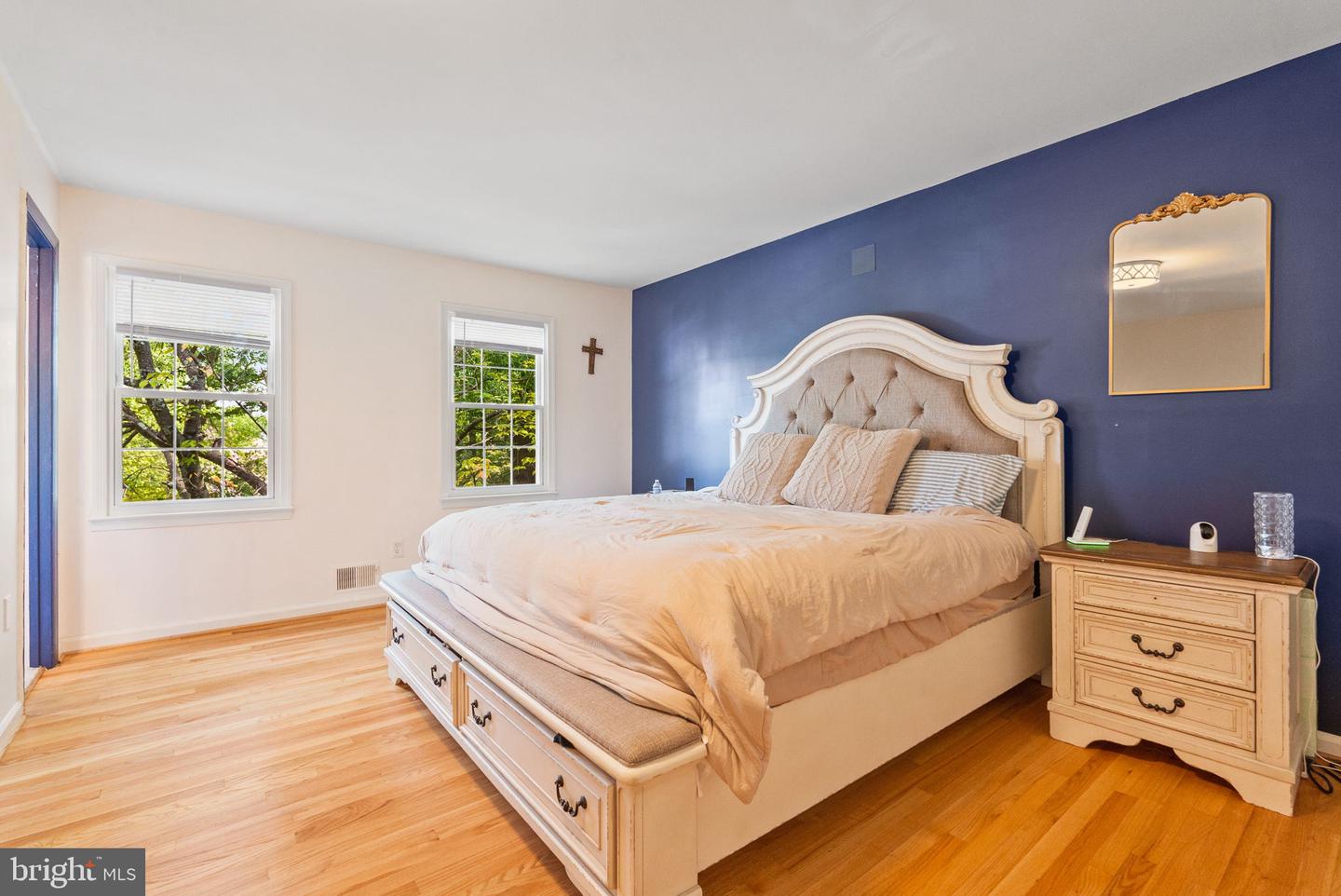 5929 BERKSHIRE CT, ALEXANDRIA, Virginia 22303, 4 Bedrooms Bedrooms, ,3 BathroomsBathrooms,Residential,For sale,5929 BERKSHIRE CT,VAFX2258014 MLS # VAFX2258014