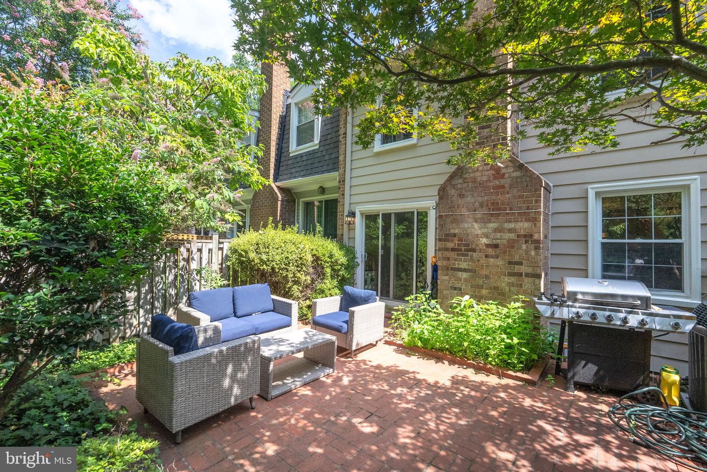 5929 BERKSHIRE CT, ALEXANDRIA, Virginia 22303, 4 Bedrooms Bedrooms, ,3 BathroomsBathrooms,Residential,For sale,5929 BERKSHIRE CT,VAFX2258014 MLS # VAFX2258014