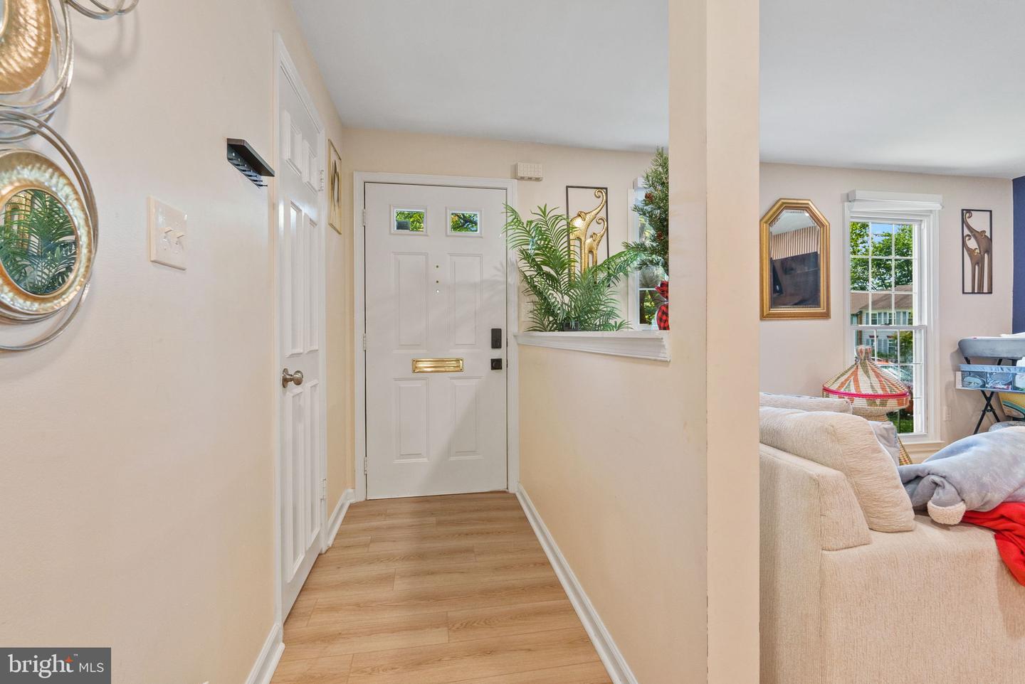 5929 BERKSHIRE CT, ALEXANDRIA, Virginia 22303, 4 Bedrooms Bedrooms, ,3 BathroomsBathrooms,Residential,For sale,5929 BERKSHIRE CT,VAFX2258014 MLS # VAFX2258014