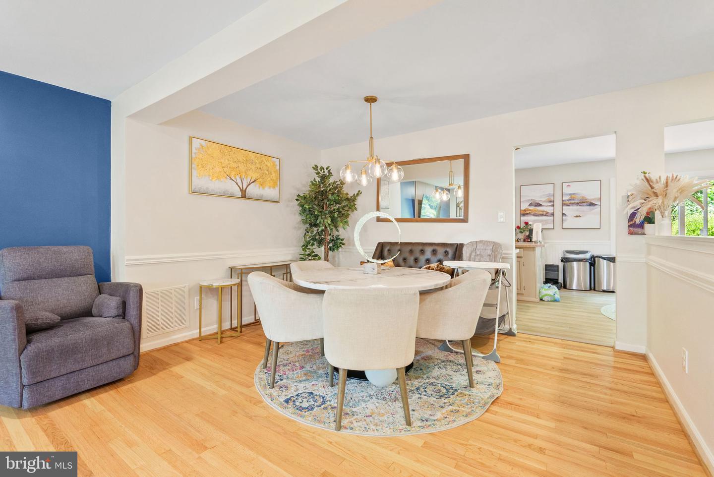 5929 BERKSHIRE CT, ALEXANDRIA, Virginia 22303, 4 Bedrooms Bedrooms, ,3 BathroomsBathrooms,Residential,For sale,5929 BERKSHIRE CT,VAFX2258014 MLS # VAFX2258014