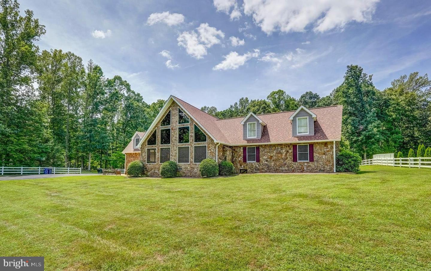 1183 DANIEL RD, LOUISA, Virginia 23093, 5 Bedrooms Bedrooms, 19 Rooms Rooms,3 BathroomsBathrooms,Residential,For sale,1183 DANIEL RD,VALA2008344 MLS # VALA2008344