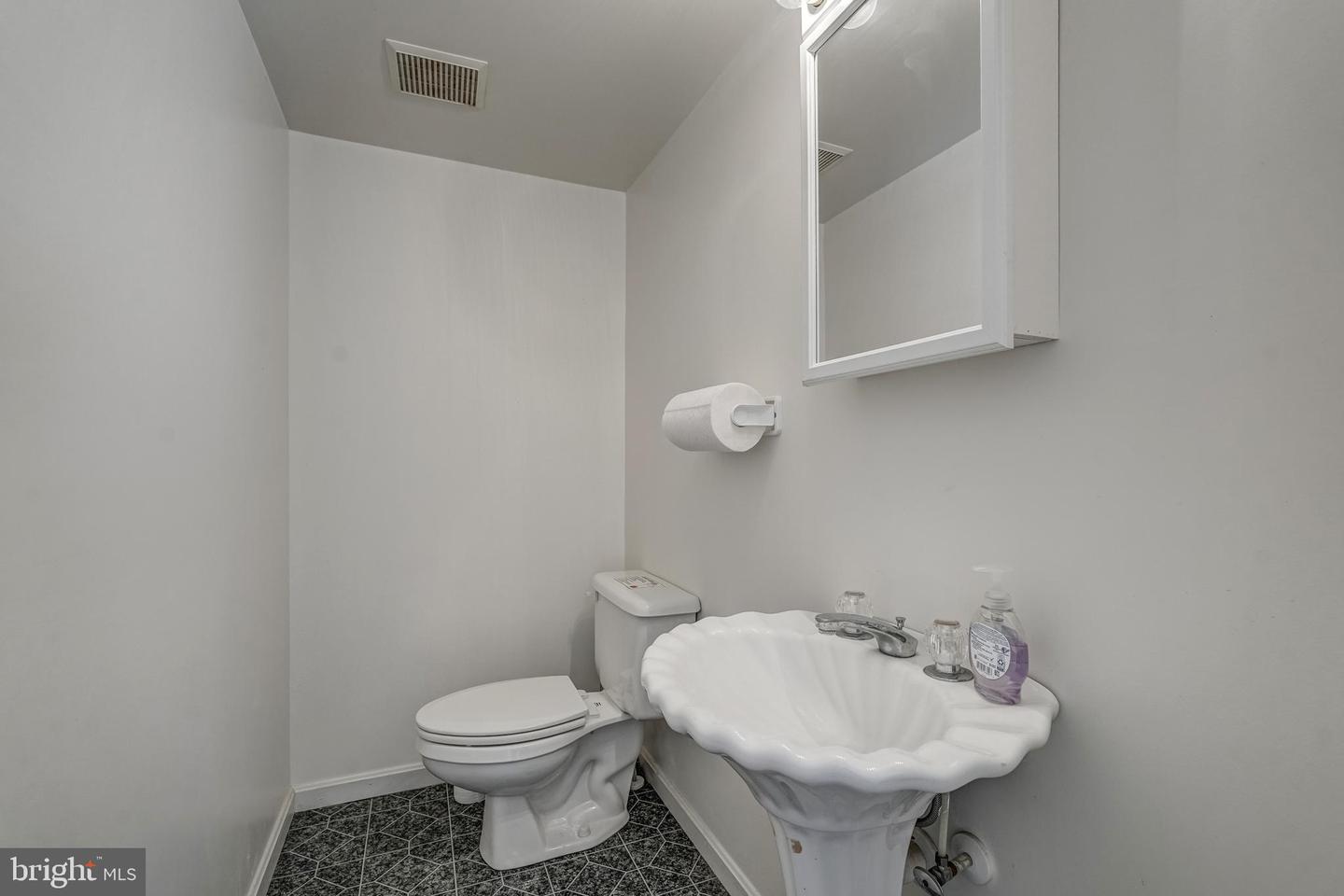1183 DANIEL RD, LOUISA, Virginia 23093, 5 Bedrooms Bedrooms, 19 Rooms Rooms,3 BathroomsBathrooms,Residential,For sale,1183 DANIEL RD,VALA2008344 MLS # VALA2008344