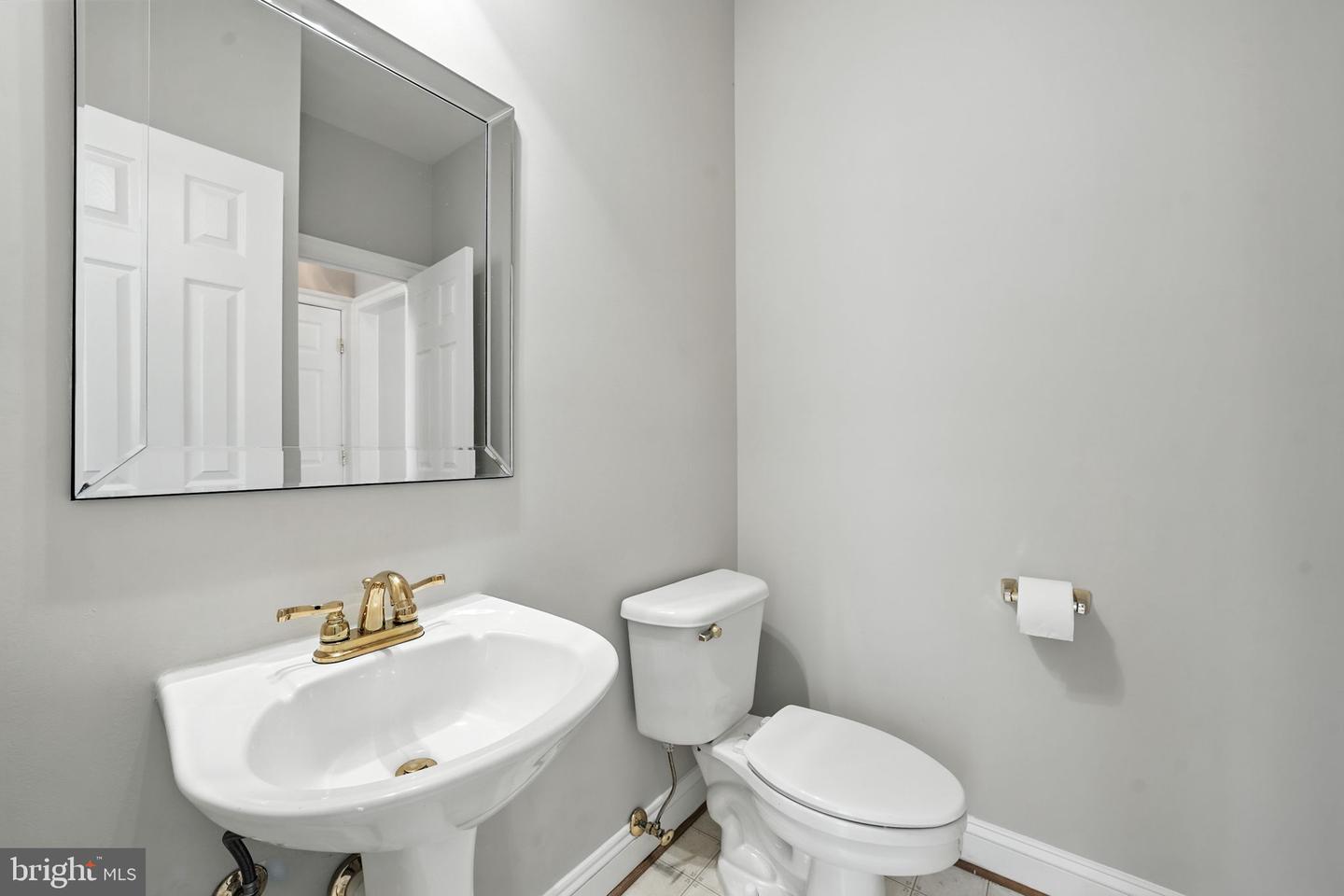 2139 JENNINGS ST, WOODBRIDGE, Virginia 22191, 4 Bedrooms Bedrooms, ,4 BathroomsBathrooms,Residential,For sale,2139 JENNINGS ST,VAPW2100196 MLS # VAPW2100196