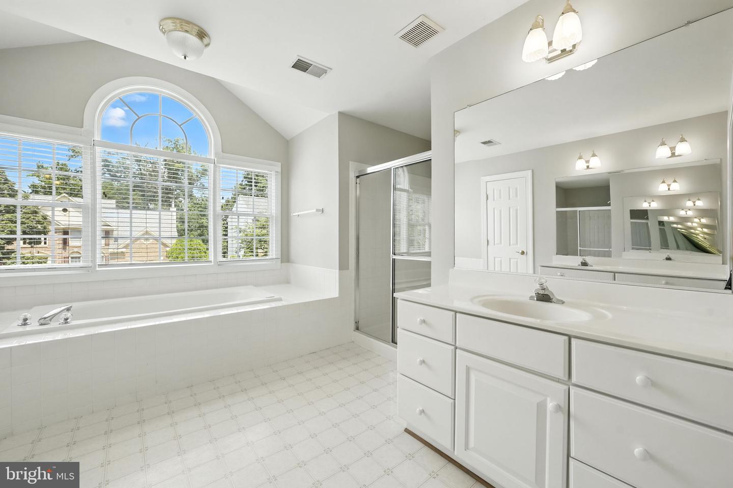 2139 JENNINGS ST, WOODBRIDGE, Virginia 22191, 4 Bedrooms Bedrooms, ,4 BathroomsBathrooms,Residential,For sale,2139 JENNINGS ST,VAPW2100196 MLS # VAPW2100196