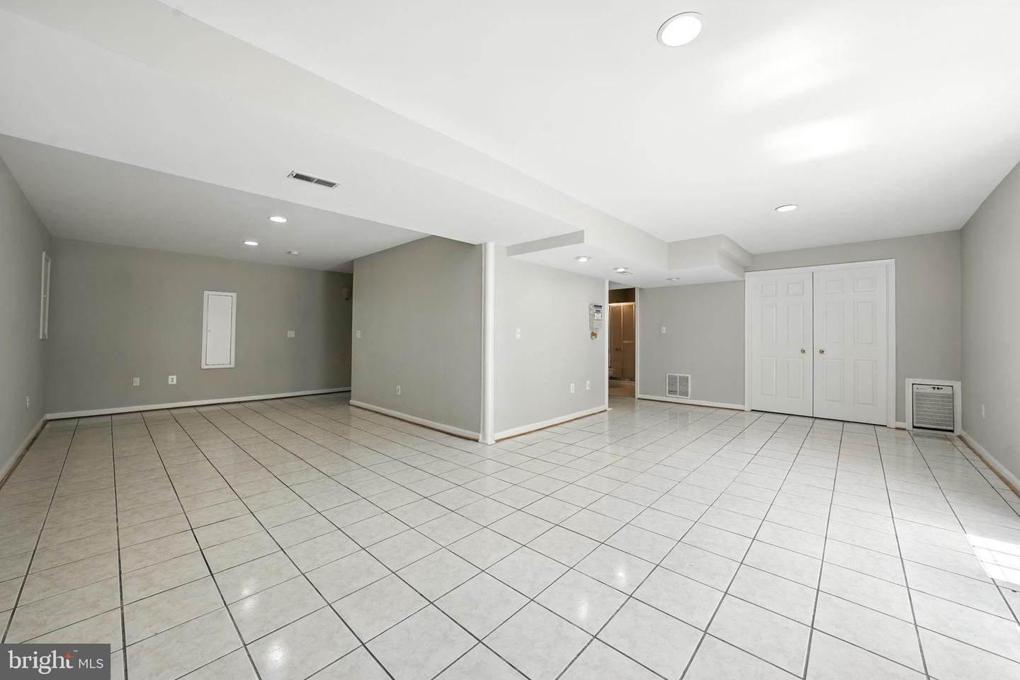 2139 JENNINGS ST, WOODBRIDGE, Virginia 22191, 4 Bedrooms Bedrooms, ,4 BathroomsBathrooms,Residential,For sale,2139 JENNINGS ST,VAPW2100196 MLS # VAPW2100196