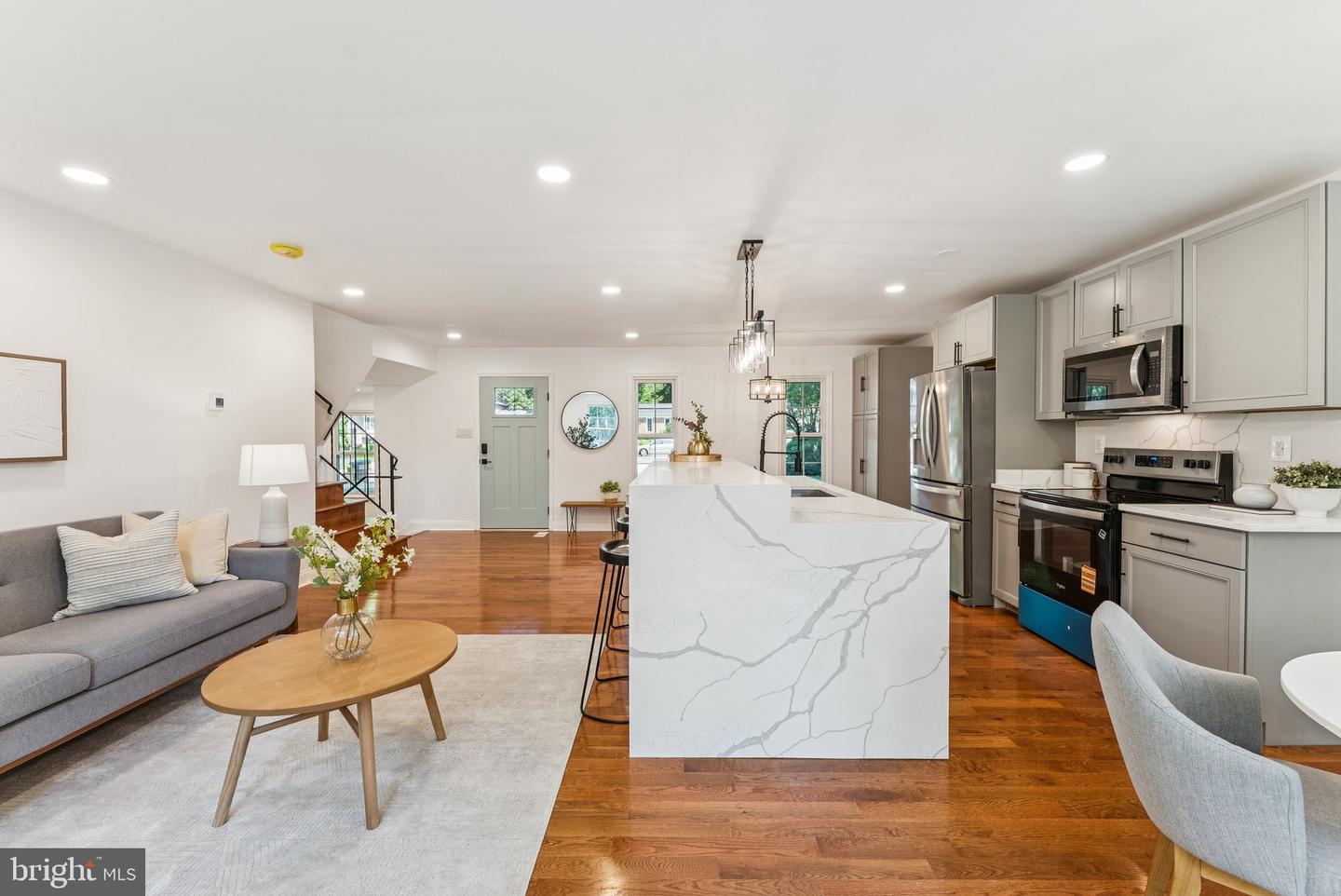 10449 CALUMET GROVE DR, FAIRFAX, Virginia 22032, 4 Bedrooms Bedrooms, ,3 BathroomsBathrooms,Residential,For sale,10449 CALUMET GROVE DR,VAFX2258076 MLS # VAFX2258076