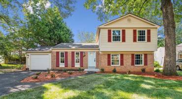 10449 CALUMET GROVE DR, FAIRFAX, Virginia 22032, 4 Bedrooms Bedrooms, ,3 BathroomsBathrooms,Residential,For sale,10449 CALUMET GROVE DR,VAFX2258076 MLS # VAFX2258076