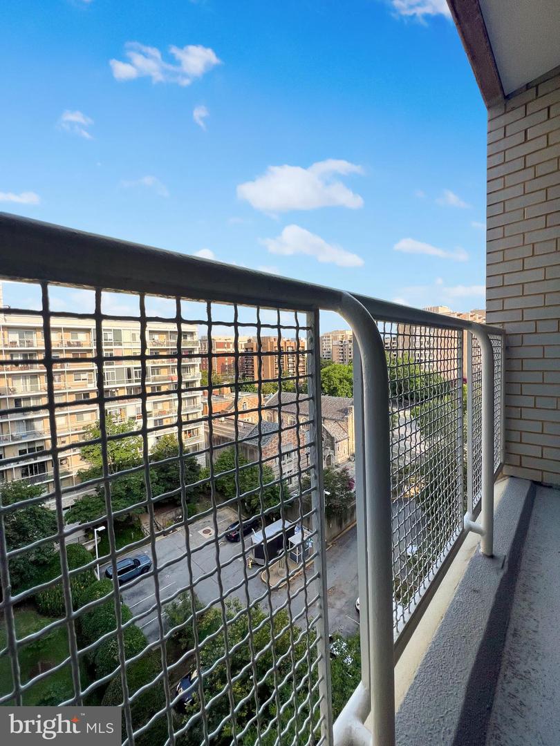 2475 VIRGINIA AVE NW #917, WASHINGTON, District Of Columbia 20037, 1 Bedroom Bedrooms, ,1 BathroomBathrooms,Residential,For sale,2475 VIRGINIA AVE NW #917,DCDC2212558 MLS # DCDC2212558