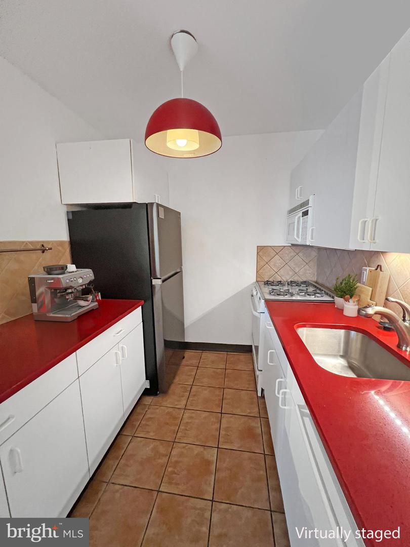 2475 VIRGINIA AVE NW #917, WASHINGTON, District Of Columbia 20037, 1 Bedroom Bedrooms, ,1 BathroomBathrooms,Residential,For sale,2475 VIRGINIA AVE NW #917,DCDC2212558 MLS # DCDC2212558