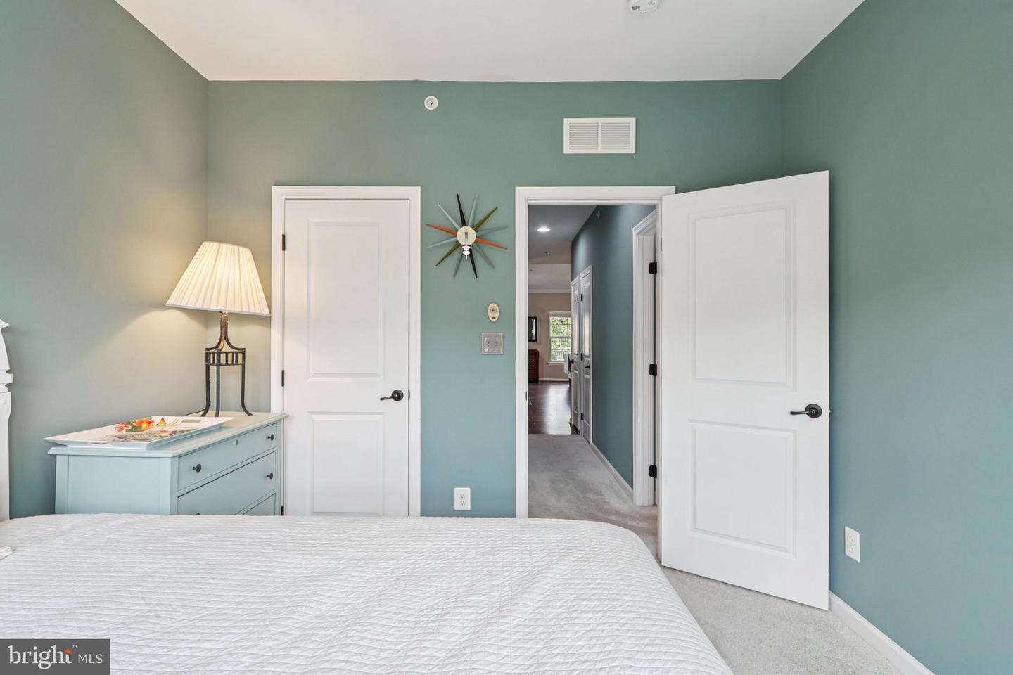 42127 PIEBALD SQ, ALDIE, Virginia 20105, 2 Bedrooms Bedrooms, 4 Rooms Rooms,2 BathroomsBathrooms,Residential,For sale,42127 PIEBALD SQ,VALO2103328 MLS # VALO2103328