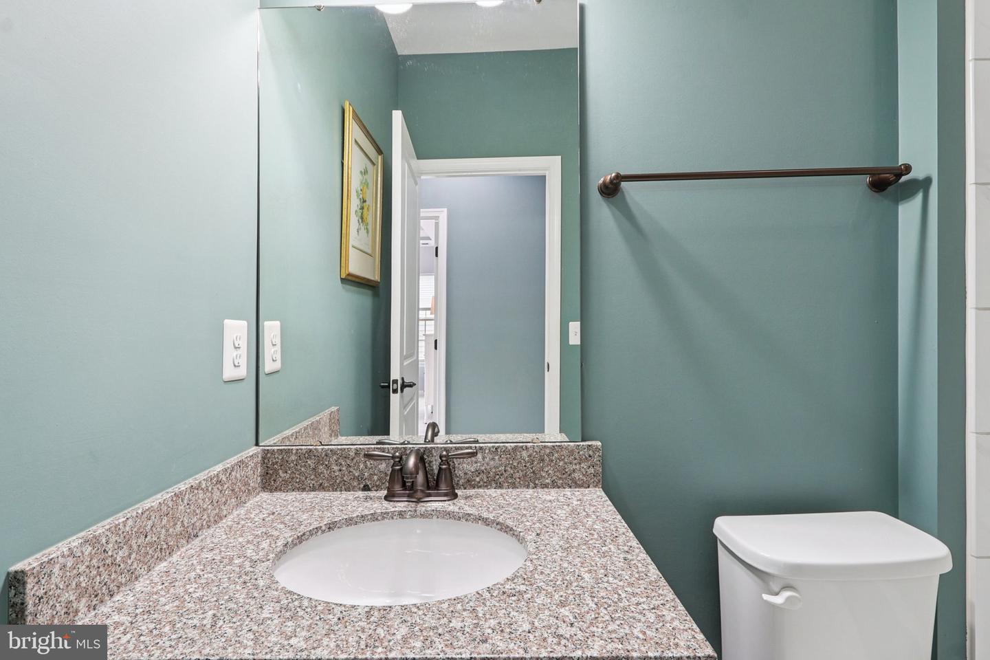 42127 PIEBALD SQ, ALDIE, Virginia 20105, 2 Bedrooms Bedrooms, 4 Rooms Rooms,2 BathroomsBathrooms,Residential,For sale,42127 PIEBALD SQ,VALO2103328 MLS # VALO2103328