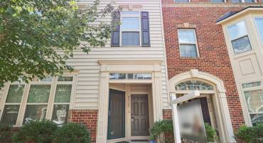 42127 PIEBALD SQ, ALDIE, Virginia 20105, 2 Bedrooms Bedrooms, 4 Rooms Rooms,2 BathroomsBathrooms,Residential,For sale,42127 PIEBALD SQ,VALO2103328 MLS # VALO2103328