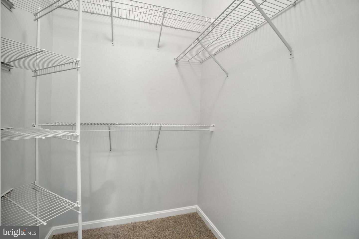 4138 FOUNTAINSIDE LN #A302, FAIRFAX, Virginia 22030, 3 Bedrooms Bedrooms, ,2 BathroomsBathrooms,Residential,For sale,4138 FOUNTAINSIDE LN #A302,VAFX2258158 MLS # VAFX2258158