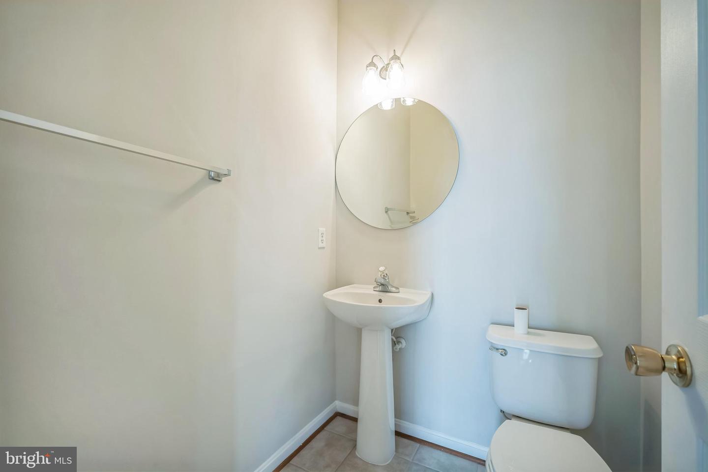 15504 JOHN DISKIN CIR #18, WOODBRIDGE, Virginia 22191, 3 Bedrooms Bedrooms, ,2 BathroomsBathrooms,Residential,For sale,15504 JOHN DISKIN CIR #18,VAPW2100238 MLS # VAPW2100238