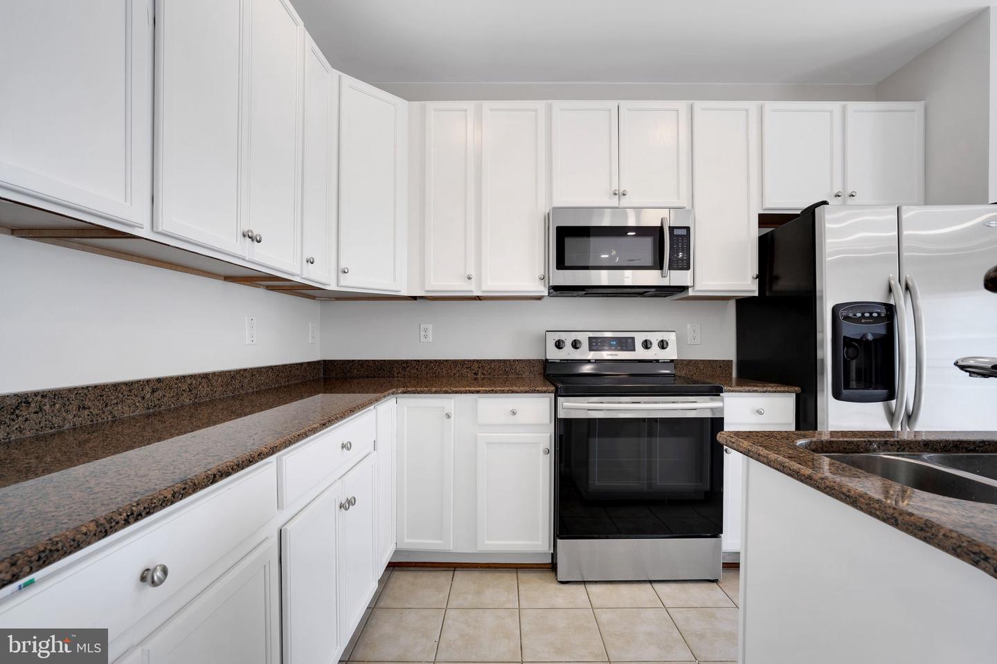 15504 JOHN DISKIN CIR #18, WOODBRIDGE, Virginia 22191, 3 Bedrooms Bedrooms, ,2 BathroomsBathrooms,Residential,For sale,15504 JOHN DISKIN CIR #18,VAPW2100238 MLS # VAPW2100238