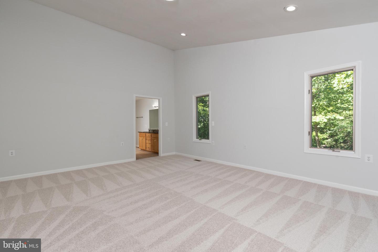 45 TALL OAKS CT, KESWICK, Virginia 22947, 3 Bedrooms Bedrooms, ,2 BathroomsBathrooms,Residential,For sale,45 TALL OAKS CT,VAFN2000484 MLS # VAFN2000484