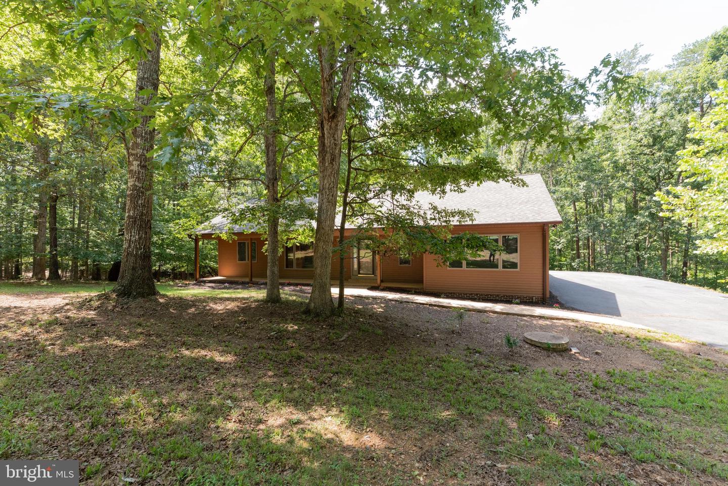 45 TALL OAKS CT, KESWICK, Virginia 22947, 3 Bedrooms Bedrooms, ,2 BathroomsBathrooms,Residential,For sale,45 TALL OAKS CT,VAFN2000484 MLS # VAFN2000484
