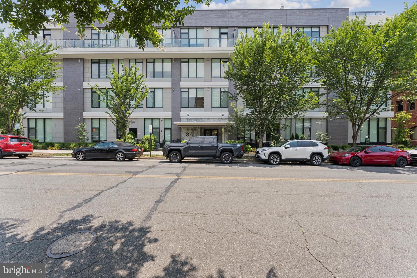 801 N FAIRFAX ST #310, ALEXANDRIA, Virginia 22314, 2 Bedrooms Bedrooms, 3 Rooms Rooms,2 BathroomsBathrooms,Residential,For sale,801 N FAIRFAX ST #310,VAAX2048040 MLS # VAAX2048040