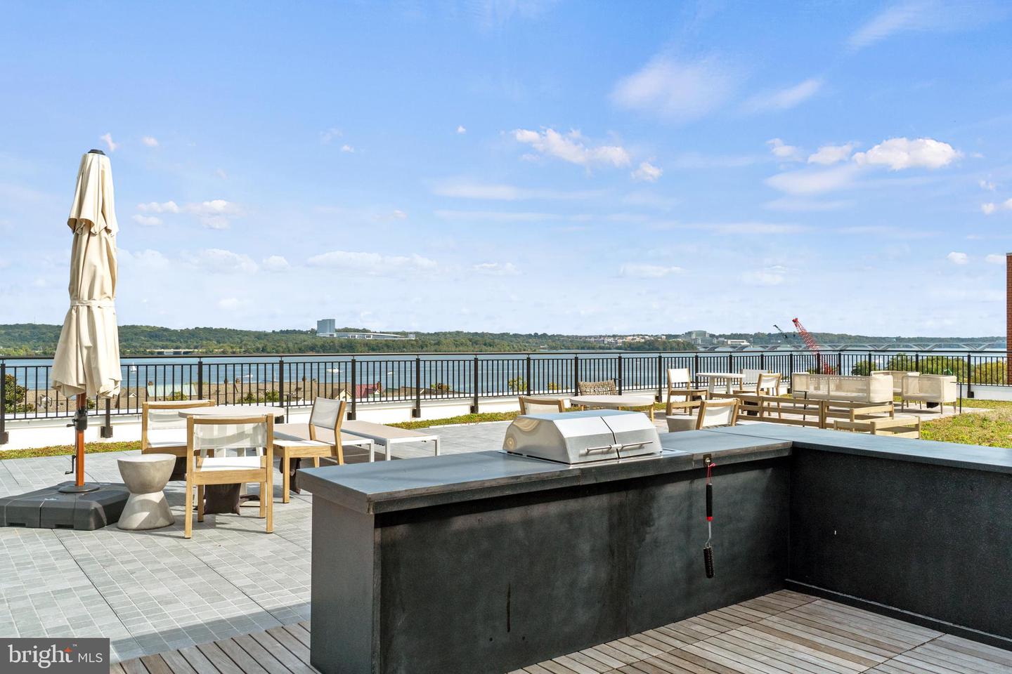 801 N FAIRFAX ST #310, ALEXANDRIA, Virginia 22314, 2 Bedrooms Bedrooms, 3 Rooms Rooms,2 BathroomsBathrooms,Residential,For sale,801 N FAIRFAX ST #310,VAAX2048040 MLS # VAAX2048040