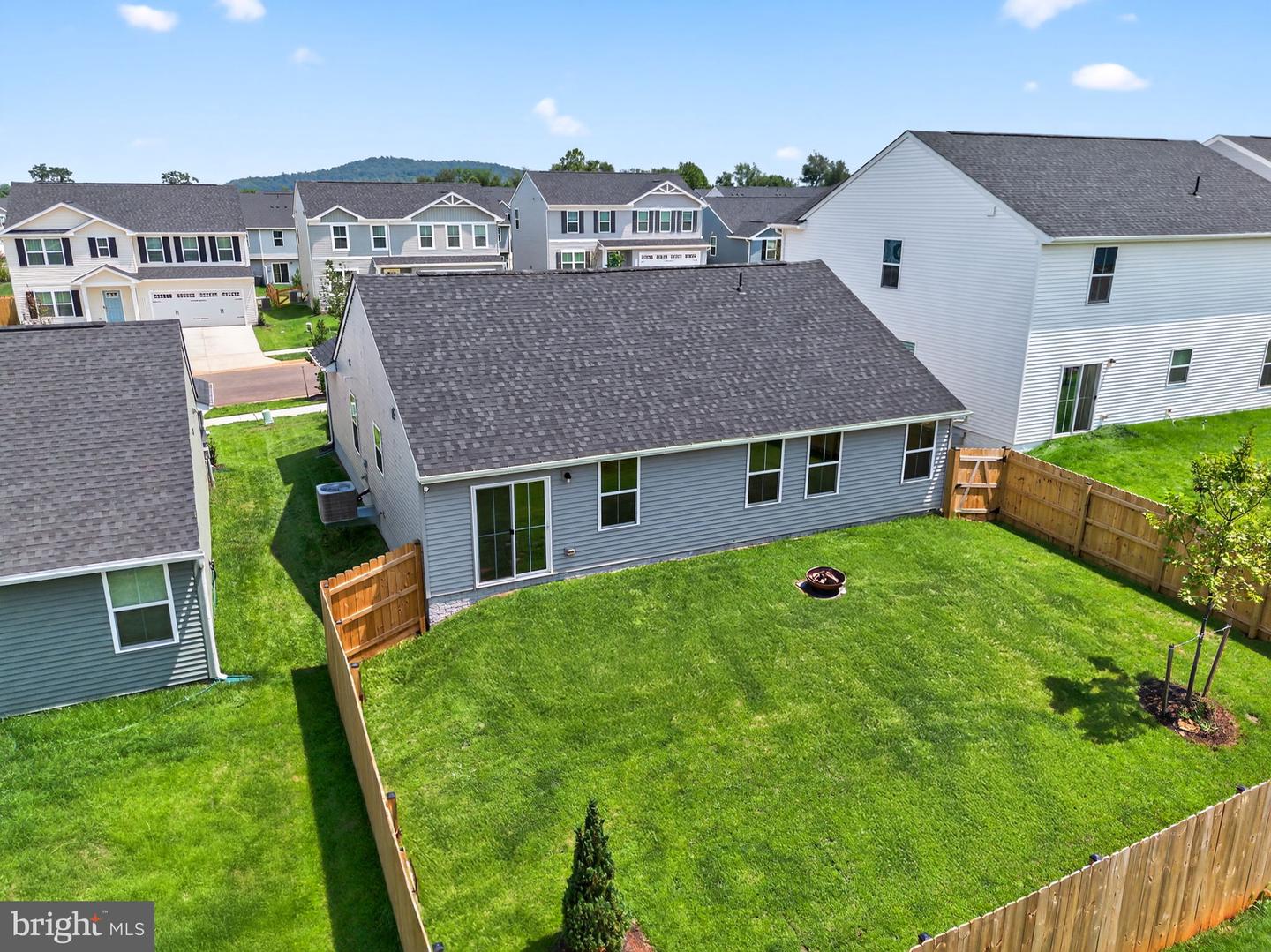 3116 CLOVER LN, CULPEPER, Virginia 22701, 3 Bedrooms Bedrooms, 7 Rooms Rooms,2 BathroomsBathrooms,Residential,For sale,3116 CLOVER LN,VACU2011132 MLS # VACU2011132
