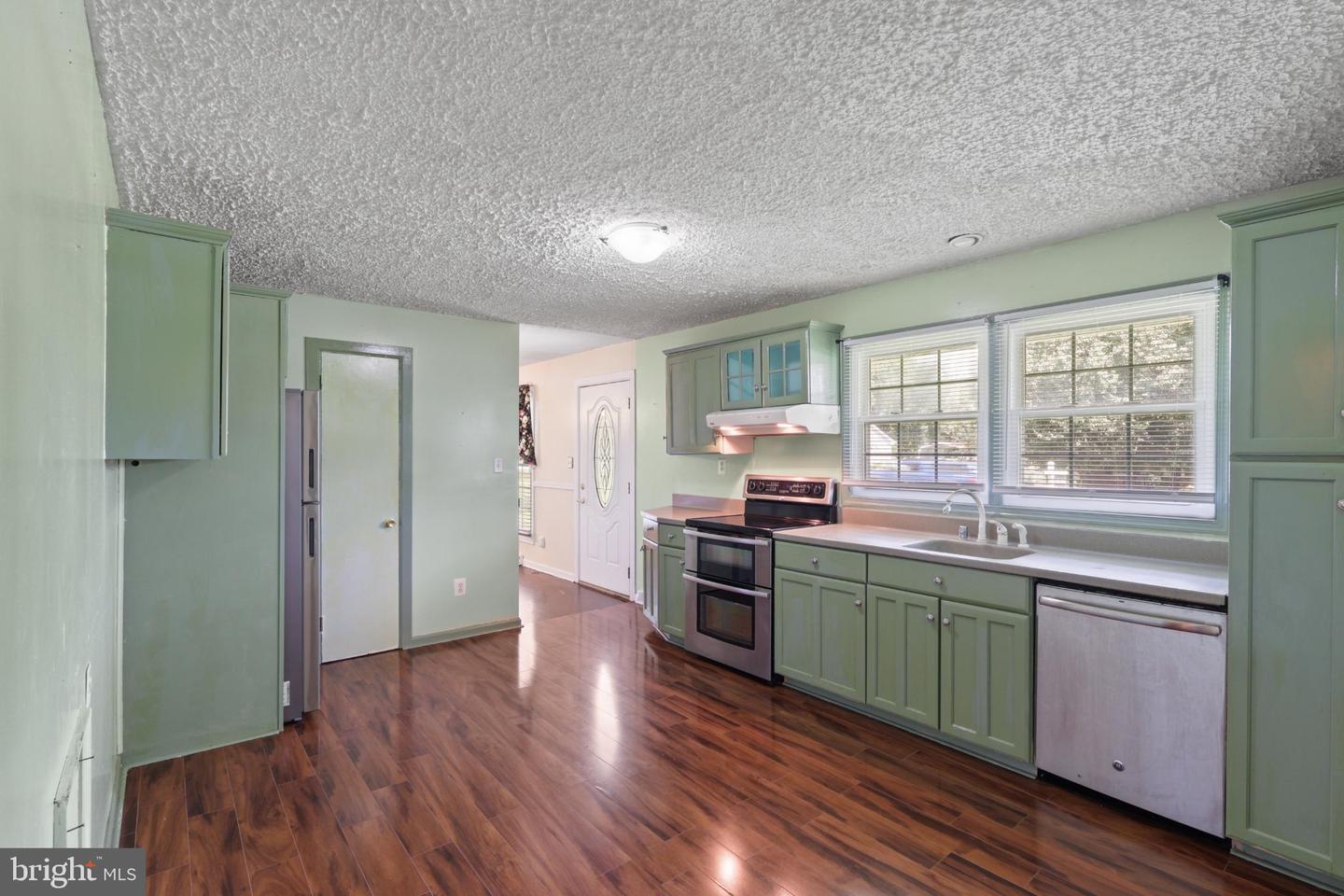 801 CULPEPER ST, FREDERICKSBURG, Virginia 22405, 3 Bedrooms Bedrooms, 5 Rooms Rooms,1 BathroomBathrooms,Residential,For sale,801 CULPEPER ST,VAST2041328 MLS # VAST2041328