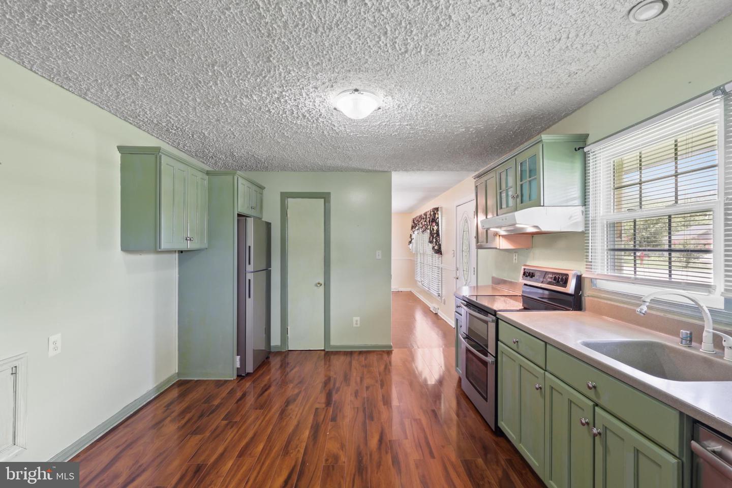 801 CULPEPER ST, FREDERICKSBURG, Virginia 22405, 3 Bedrooms Bedrooms, 5 Rooms Rooms,1 BathroomBathrooms,Residential,For sale,801 CULPEPER ST,VAST2041328 MLS # VAST2041328