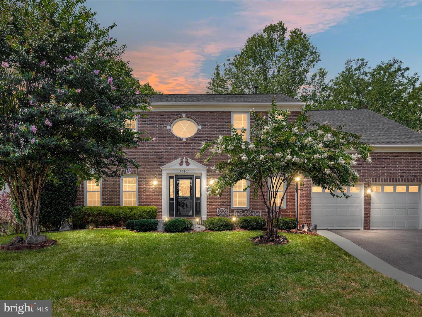 20607 WOODMERE CT, STERLING, Virginia 20165, 4 Bedrooms Bedrooms, 19 Rooms Rooms,3 BathroomsBathrooms,Residential,For sale,20607 WOODMERE CT,VALO2103368 MLS # VALO2103368