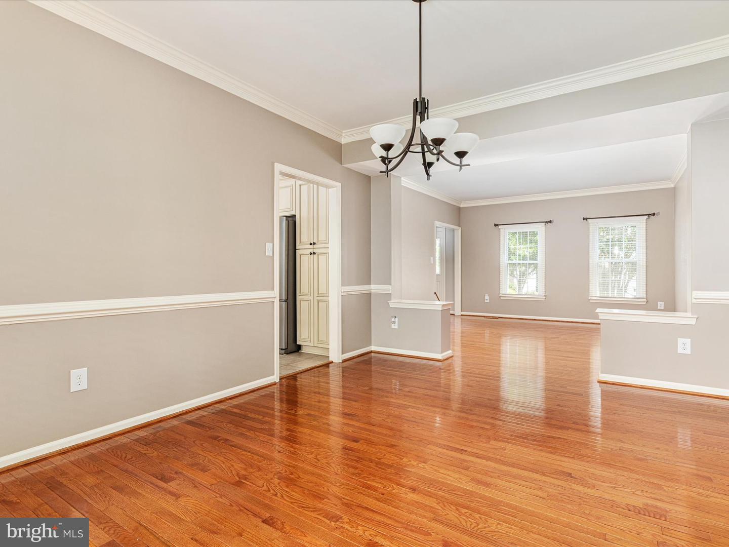 20607 WOODMERE CT, STERLING, Virginia 20165, 4 Bedrooms Bedrooms, 19 Rooms Rooms,3 BathroomsBathrooms,Residential,For sale,20607 WOODMERE CT,VALO2103368 MLS # VALO2103368