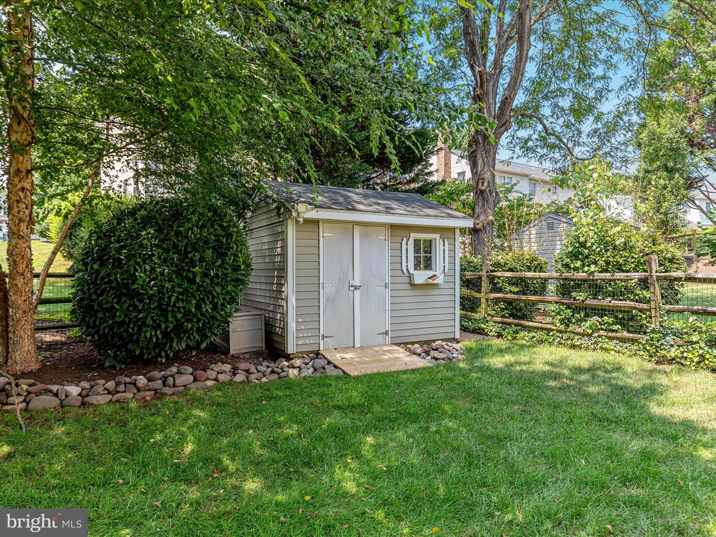 20607 WOODMERE CT, STERLING, Virginia 20165, 4 Bedrooms Bedrooms, 19 Rooms Rooms,3 BathroomsBathrooms,Residential,For sale,20607 WOODMERE CT,VALO2103368 MLS # VALO2103368