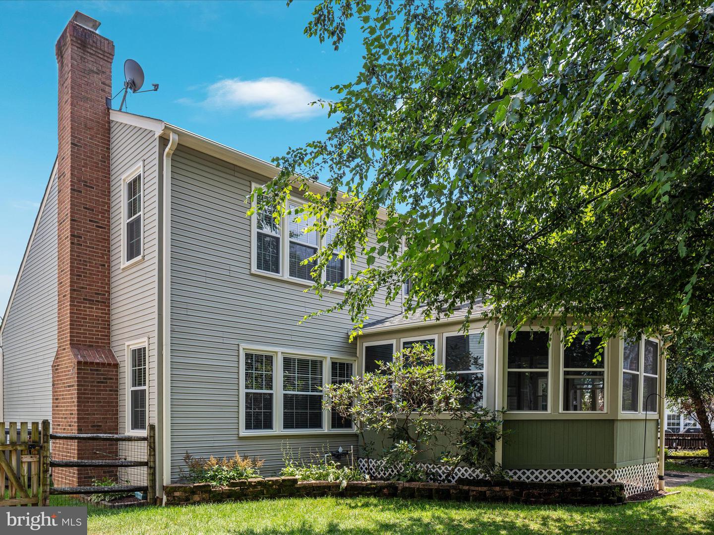 20607 WOODMERE CT, STERLING, Virginia 20165, 4 Bedrooms Bedrooms, 19 Rooms Rooms,3 BathroomsBathrooms,Residential,For sale,20607 WOODMERE CT,VALO2103368 MLS # VALO2103368