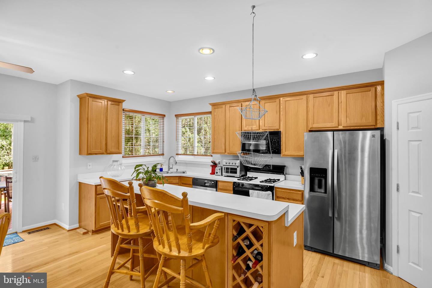 43332 BURKE DALE ST, CHANTILLY, Virginia 20152, 4 Bedrooms Bedrooms, ,3 BathroomsBathrooms,Residential,For sale,43332 BURKE DALE ST,VALO2103374 MLS # VALO2103374