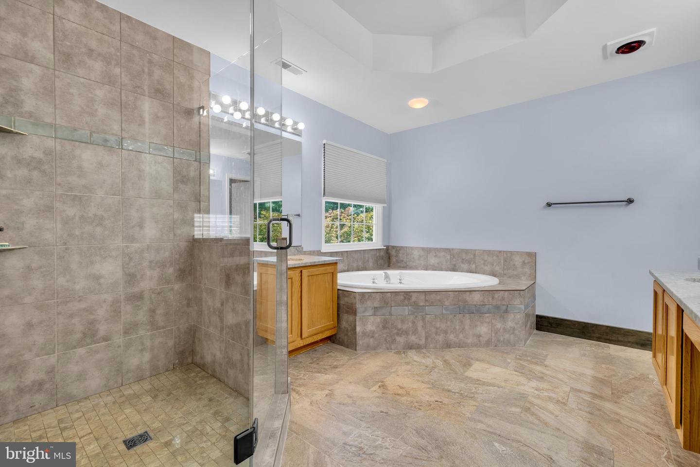 43332 BURKE DALE ST, CHANTILLY, Virginia 20152, 4 Bedrooms Bedrooms, ,3 BathroomsBathrooms,Residential,For sale,43332 BURKE DALE ST,VALO2103374 MLS # VALO2103374