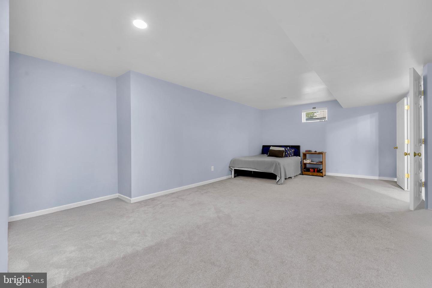 43332 BURKE DALE ST, CHANTILLY, Virginia 20152, 4 Bedrooms Bedrooms, ,3 BathroomsBathrooms,Residential,For sale,43332 BURKE DALE ST,VALO2103374 MLS # VALO2103374