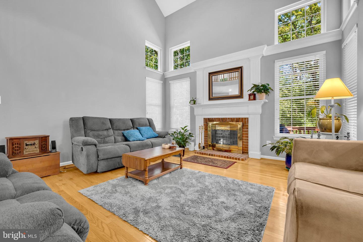 43332 BURKE DALE ST, CHANTILLY, Virginia 20152, 4 Bedrooms Bedrooms, ,3 BathroomsBathrooms,Residential,For sale,43332 BURKE DALE ST,VALO2103374 MLS # VALO2103374