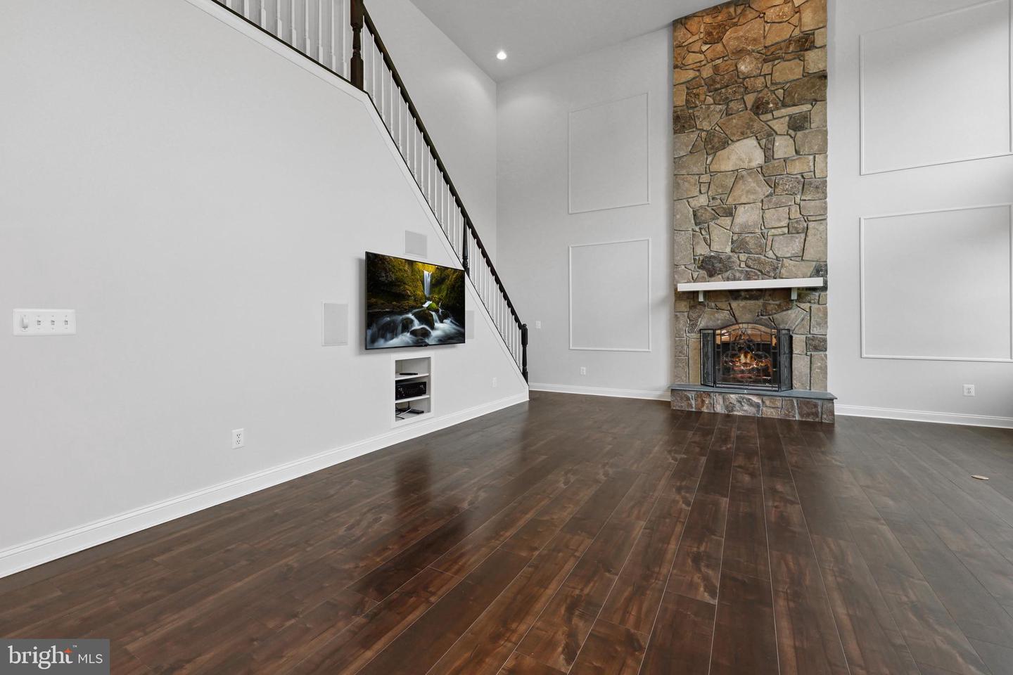 5008 DESERT FOREST CT, HAYMARKET, Virginia 20169, 4 Bedrooms Bedrooms, ,4 BathroomsBathrooms,Residential,For sale,5008 DESERT FOREST CT,VAPW2100272 MLS # VAPW2100272