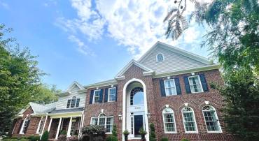 24383 TROMBONE CT, ALDIE, Virginia 20105, 5 Bedrooms Bedrooms, ,4 BathroomsBathrooms,Residential,For sale,24383 TROMBONE CT,VALO2103412 MLS # VALO2103412