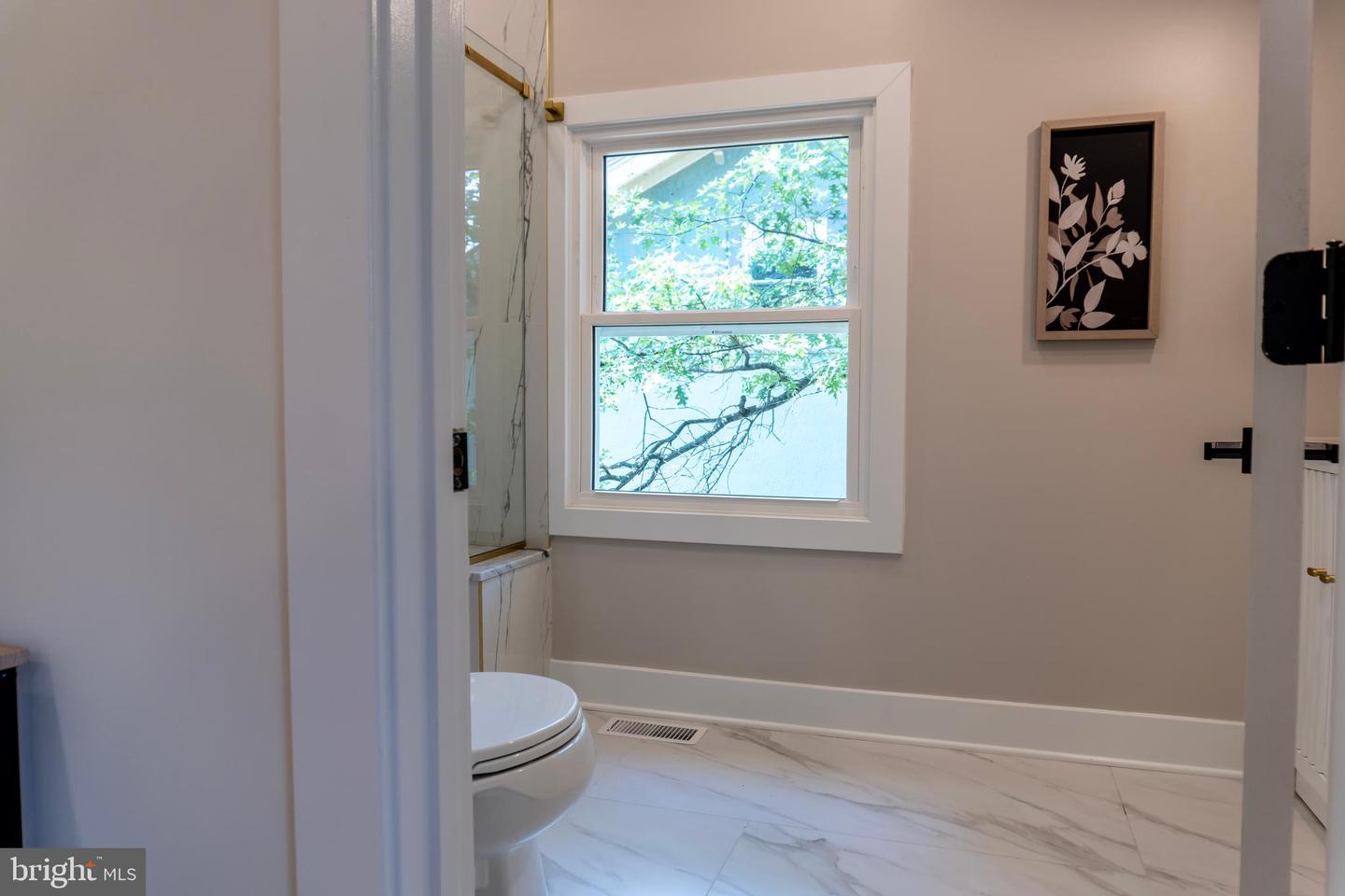 6614 EASTERN AVE NW, WASHINGTON, District Of Columbia 20012, 7 Bedrooms Bedrooms, ,4 BathroomsBathrooms,Residential,For sale,6614 EASTERN AVE NW,DCDC2212828 MLS # DCDC2212828