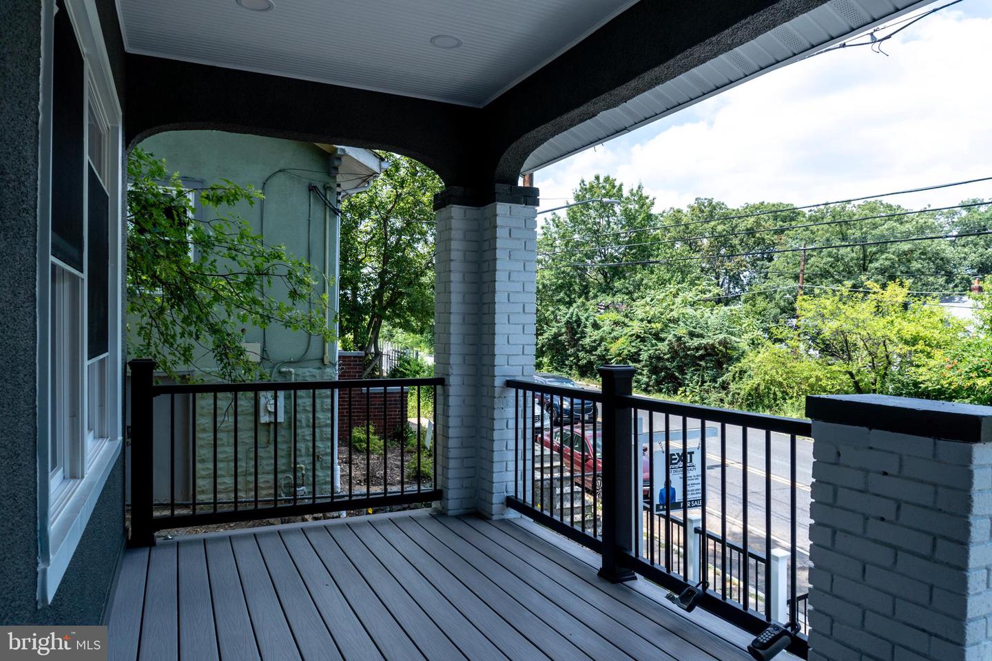 6614 EASTERN AVE NW, WASHINGTON, District Of Columbia 20012, 7 Bedrooms Bedrooms, ,4 BathroomsBathrooms,Residential,For sale,6614 EASTERN AVE NW,DCDC2212828 MLS # DCDC2212828