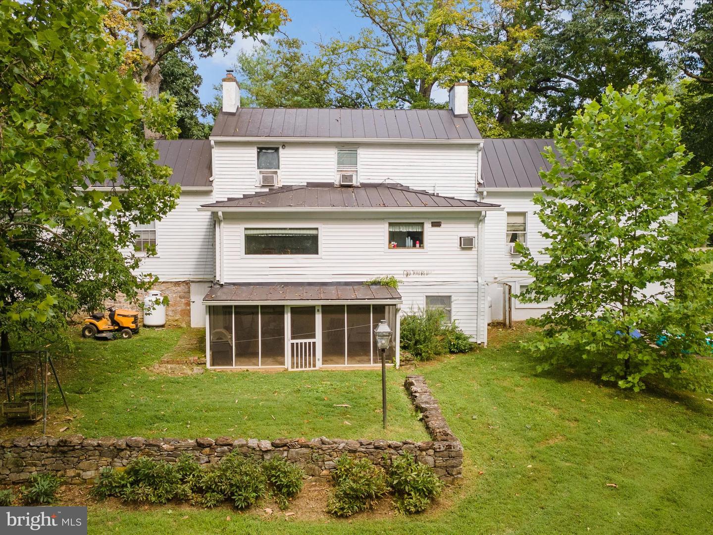 1105 BISHOP MEADE RD, BOYCE, Virginia 22620, 5 Bedrooms Bedrooms, 16 Rooms Rooms,3 BathroomsBathrooms,Residential,For sale,1105 BISHOP MEADE RD,VACL2005930 MLS # VACL2005930