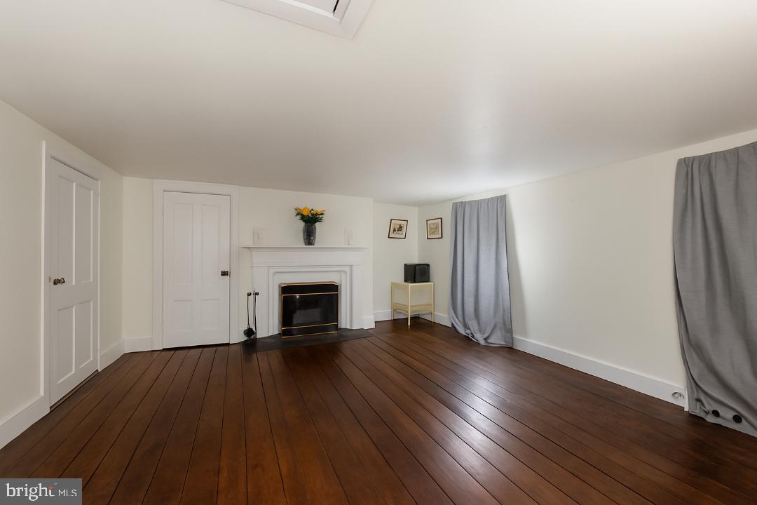 1105 BISHOP MEADE RD, BOYCE, Virginia 22620, 5 Bedrooms Bedrooms, 16 Rooms Rooms,3 BathroomsBathrooms,Residential,For sale,1105 BISHOP MEADE RD,VACL2005930 MLS # VACL2005930