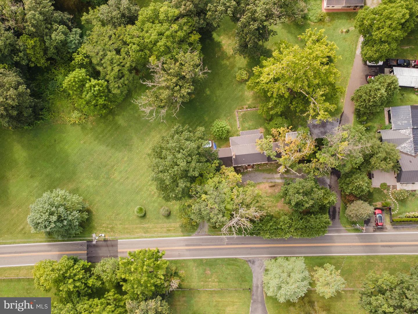 1105 BISHOP MEADE RD, BOYCE, Virginia 22620, 5 Bedrooms Bedrooms, 16 Rooms Rooms,3 BathroomsBathrooms,Residential,For sale,1105 BISHOP MEADE RD,VACL2005930 MLS # VACL2005930