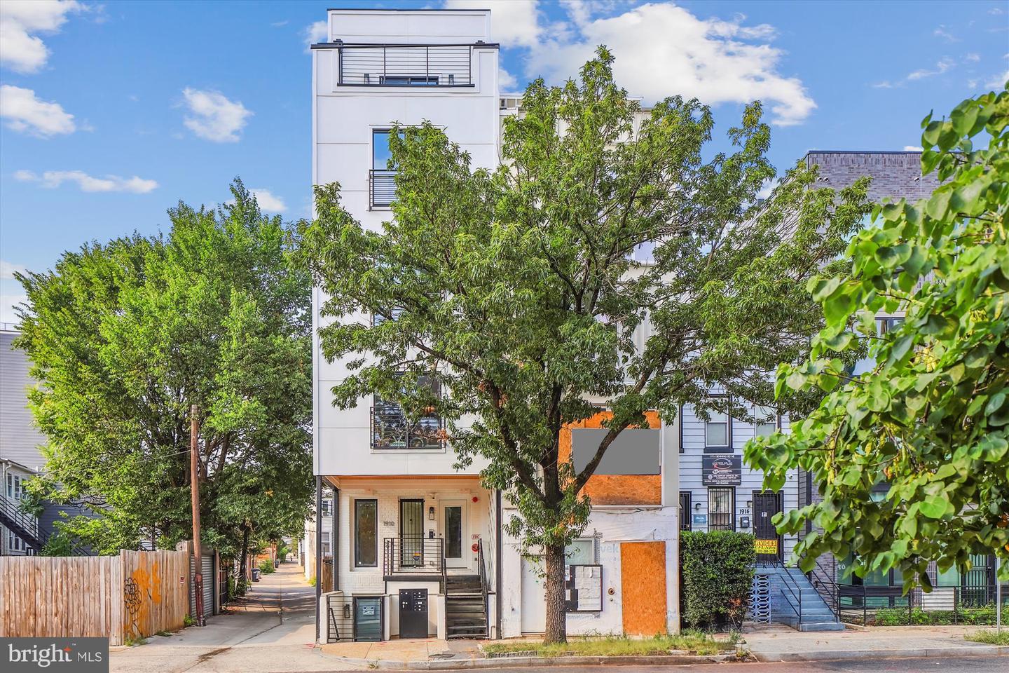 1910 BENNING RD NE #2, WASHINGTON, District Of Columbia 20002, 1 Bedroom Bedrooms, ,1 BathroomBathrooms,Residential,For sale,1910 BENNING RD NE #2,DCDC2212834 MLS # DCDC2212834