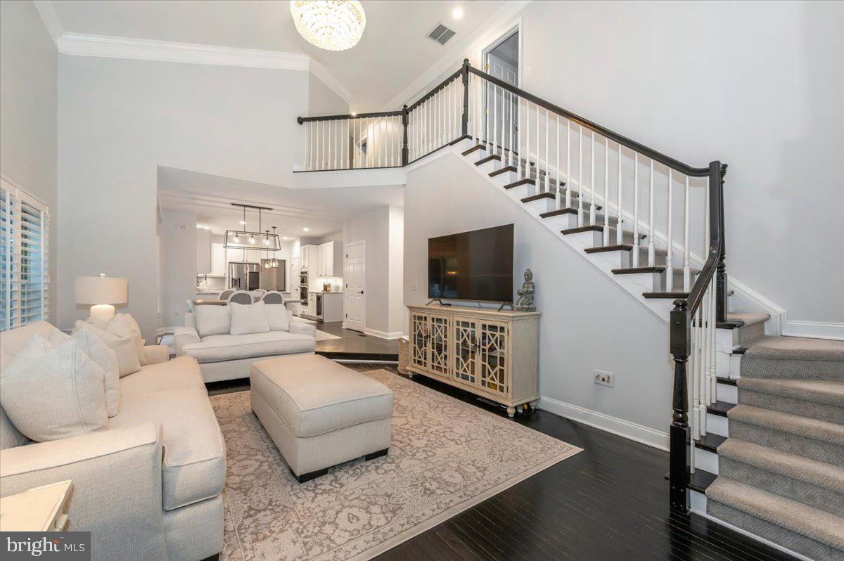 5025 GRAFTON ST, ALEXANDRIA, Virginia 22312, 5 Bedrooms Bedrooms, ,4 BathroomsBathrooms,Residential,For sale,5025 GRAFTON ST,VAFX2258424 MLS # VAFX2258424