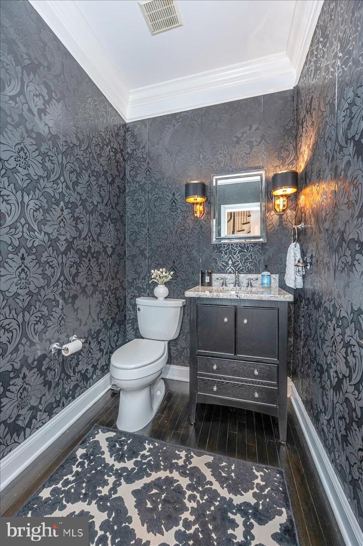 5025 GRAFTON ST, ALEXANDRIA, Virginia 22312, 5 Bedrooms Bedrooms, ,4 BathroomsBathrooms,Residential,For sale,5025 GRAFTON ST,VAFX2258424 MLS # VAFX2258424