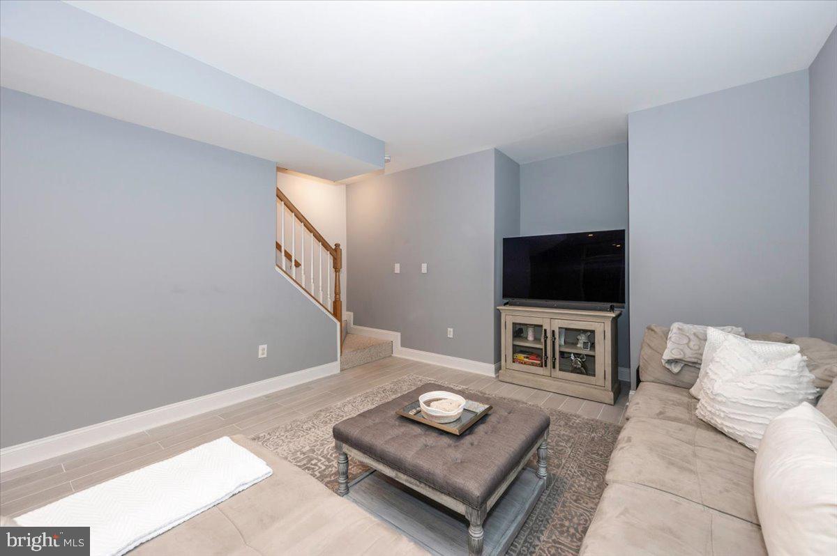 5025 GRAFTON ST, ALEXANDRIA, Virginia 22312, 5 Bedrooms Bedrooms, ,4 BathroomsBathrooms,Residential,For sale,5025 GRAFTON ST,VAFX2258424 MLS # VAFX2258424