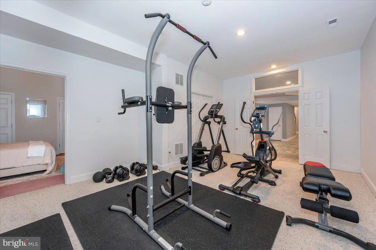 5025 GRAFTON ST, ALEXANDRIA, Virginia 22312, 5 Bedrooms Bedrooms, ,4 BathroomsBathrooms,Residential,For sale,5025 GRAFTON ST,VAFX2258424 MLS # VAFX2258424
