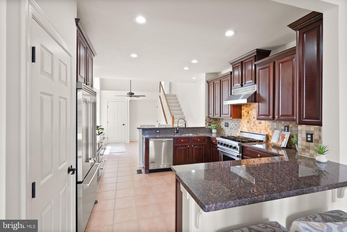18442 LANIER ISLAND SQ, LEESBURG, Virginia 20176, 3 Bedrooms Bedrooms, ,4 BathroomsBathrooms,Residential,For sale,18442 LANIER ISLAND SQ,VALO2103566 MLS # VALO2103566