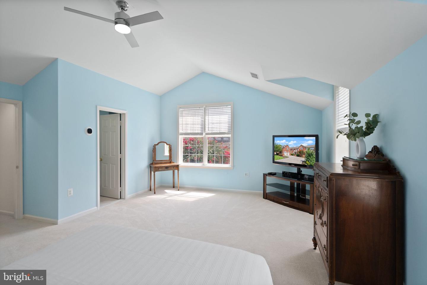 18442 LANIER ISLAND SQ, LEESBURG, Virginia 20176, 3 Bedrooms Bedrooms, ,4 BathroomsBathrooms,Residential,For sale,18442 LANIER ISLAND SQ,VALO2103566 MLS # VALO2103566