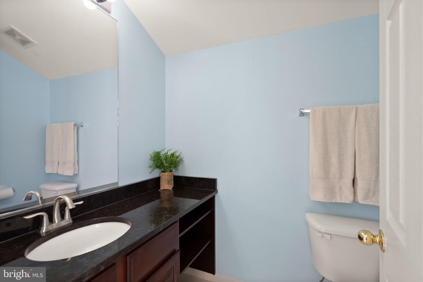 18442 LANIER ISLAND SQ, LEESBURG, Virginia 20176, 3 Bedrooms Bedrooms, ,4 BathroomsBathrooms,Residential,For sale,18442 LANIER ISLAND SQ,VALO2103566 MLS # VALO2103566