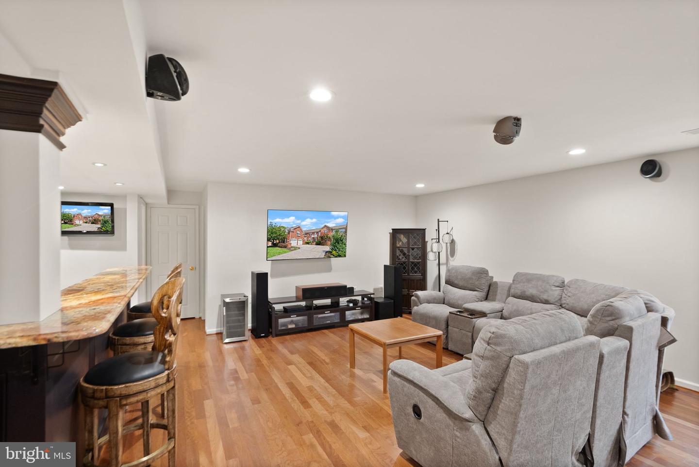 18442 LANIER ISLAND SQ, LEESBURG, Virginia 20176, 3 Bedrooms Bedrooms, ,4 BathroomsBathrooms,Residential,For sale,18442 LANIER ISLAND SQ,VALO2103566 MLS # VALO2103566